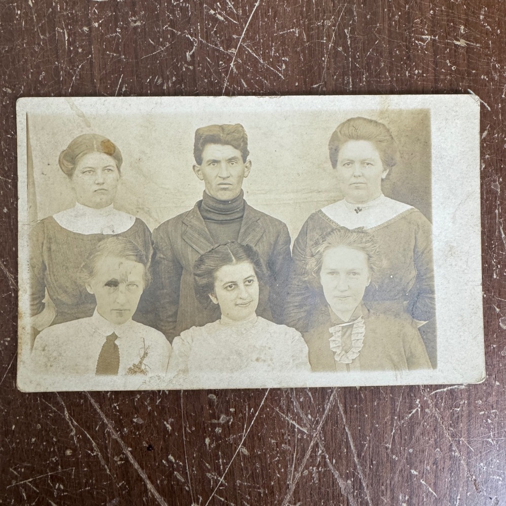 Antique 1919 Portrait Group Photo on Postcard‎ Marion IL to Belle Rive IL
